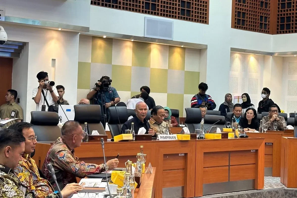 Rapat membahas APBN 2026 dengan fokus pada kesejahteraan rakyat.