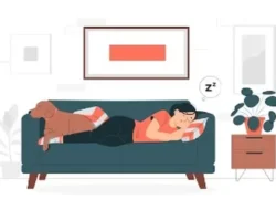 Bukan Cuma Ngantuk! Ini Alasan Sebenarnya Bayi Suka Kucek Mata