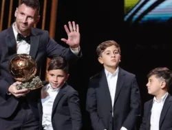 Bukan Kaleng-kaleng! Ousmane Dembele Sabet Ballon d’Or 2025, Reaksi Messi Bikin Merinding!