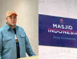 Bukan Sekadar Gaya! Ivan Gunawan Ungkap Makna Mendalam Outfitnya di Anniversary Insert ke-22 yang Bikin Haru