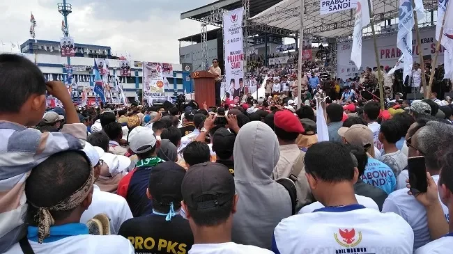 Prabowo pidato di Munas PKS, Jakarta, menyampaikan komitmen berantas korupsi BUMN.