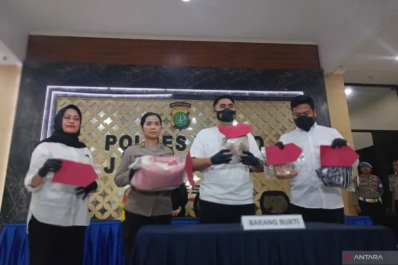 cemburu buta di indekos ciracas remaja 16 tahun tega habisi nyawa kekasihnya portal berita terbaru