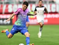 Drama San Siro Pecah! AC Milan Bikin Napoli Keok Meski Main 10 Orang, Pulisic Jadi Bintang!