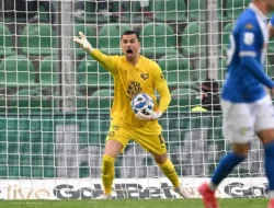 Emil Audero Bikin Geger Serie A! Dua Clean Sheet Beruntun Bawa Cremonese Terbang Tinggi di Papan Atas