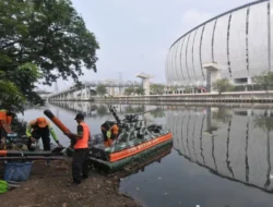 FOTO: Persiapan Cilung 2025, Ramai-ramai Bikin Perahu Daur Ulang