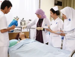 Gaza Membara: Drone Israel Tembak Perawat di RS, Kondisi Kritis Mencekam!