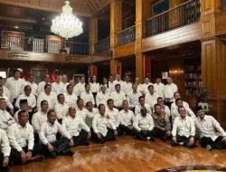 Gebrakan Tengah Malam? Plt Menteri BUMN Donny Oskaria Mendadak Dipanggil Prabowo ke Istana!