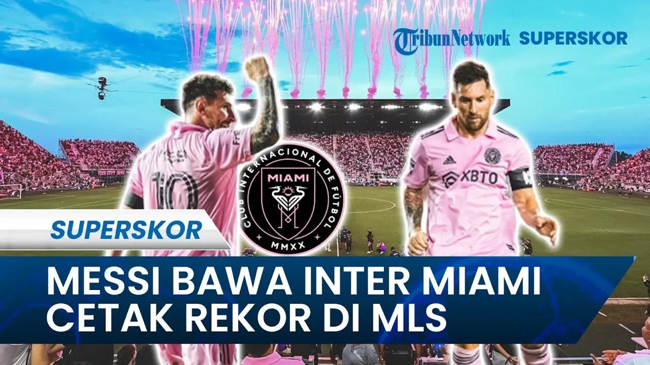 Lionel Messi merayakan golnya bersama Inter Miami dengan latar belakang stadion penuh dan kembang api.
