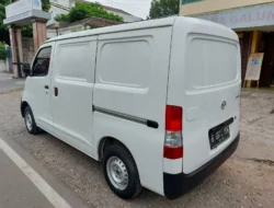 Gran Max Blind Van AT: Revolusi Baru Angkutan Bisnis di Indonesia?