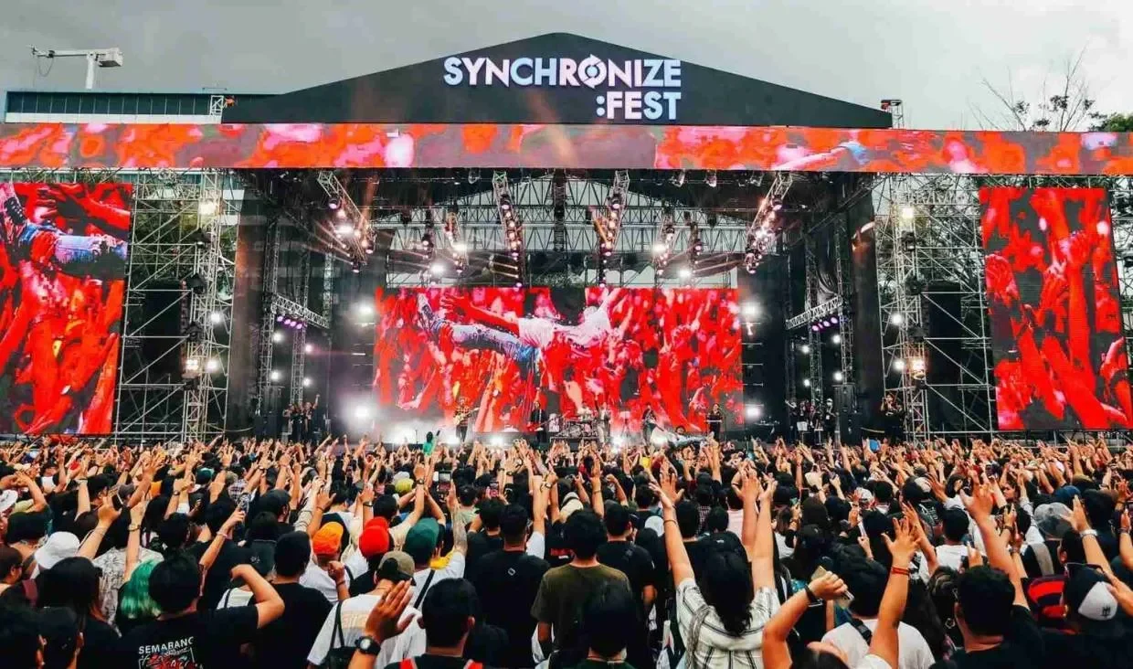 harum manis didepak dari synchronize fest 2025 skandal vokalis guncang panggung musik portal berita terbaru