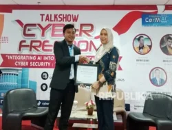 Impian Kuliah Gratis Jadi Nyata! Cyber University Buka Pintu Emas untuk Siswa Berprestasi