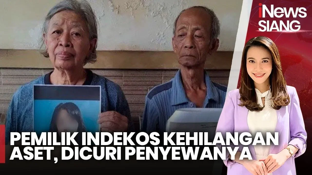 Pemilik indekos Ratnasari memegang foto, suasana muram pasca penemuan jasad anak perempuan.