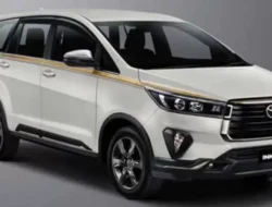 Innova Zenix Facelift 2024: Fitur Baru Bikin Makin Canggih, Siap Jadi Raja Jalanan Lagi?