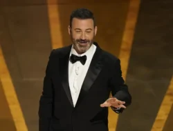 Komentar Maut Jimmy Kimmel! Acara Live! Dibekukan ABC, Terancam Dicabut Lisensi Gara-gara Loyalis Trump?
