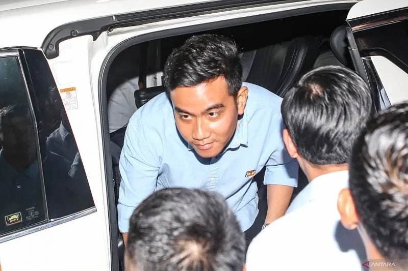 kpu sembunyikan ijazah capres dpr harusnya publik tahu latar belakang pemimpin portal berita terbaru