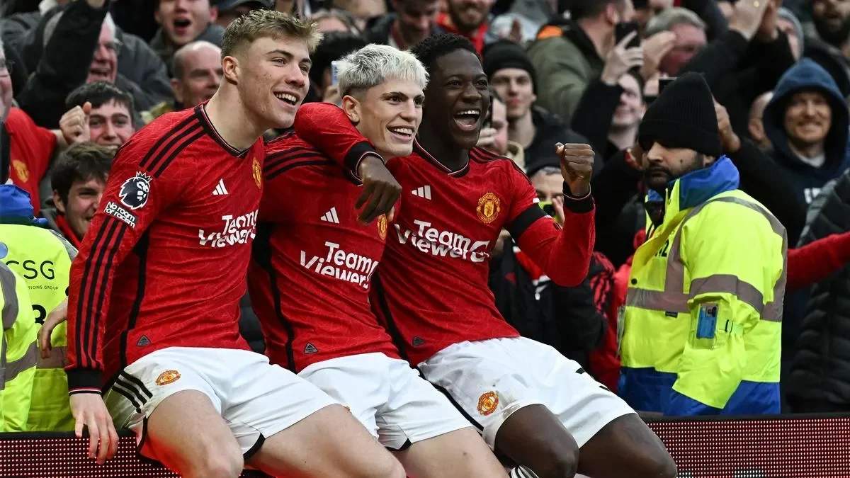 Pemain Manchester United merayakan gol dalam pertandingan melawan Brentford.