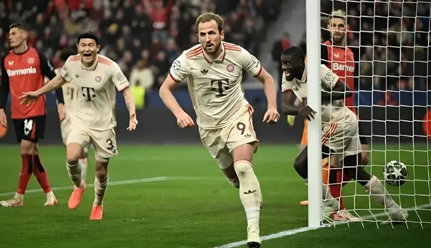 Ekspresi gembira pemain sepak bola Bayern Munich usai mencetak gol dalam pertandingan.