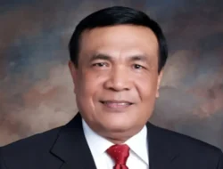 Menko Polhukam Djamari Chaniago: LHKPN Terakhir 2002 Jadi Sorotan, Koleksi Kendaraan Lawasnya Bikin Penasaran!