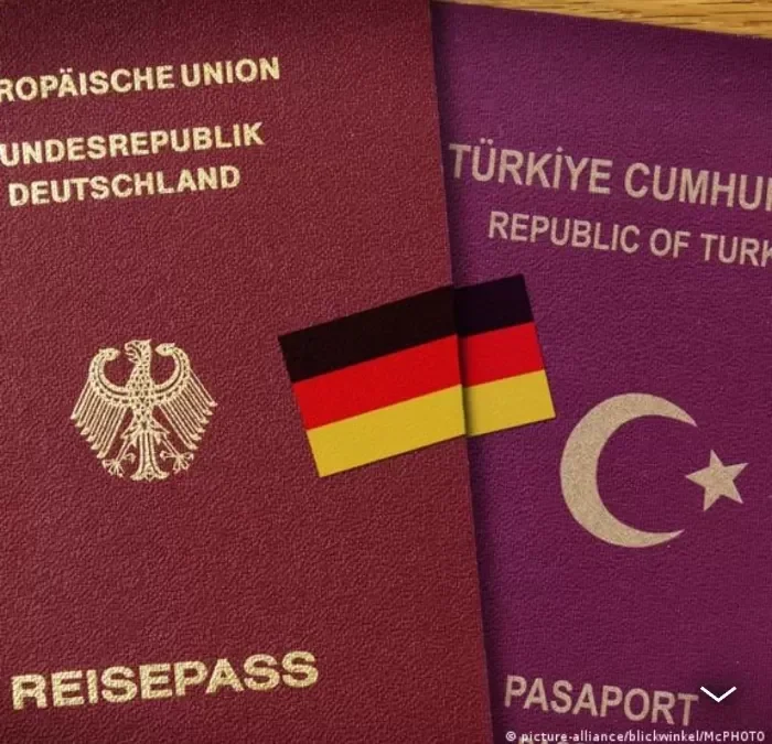 stempel paspor eropa tinggal kenangan 29 negara ini resmi digital mulai 2025 portal berita terbaru