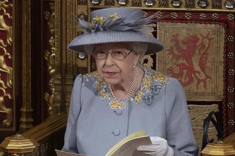 Ratu Elizabeth II, simbol pengamanan ketat sesuai SOP acara penting.