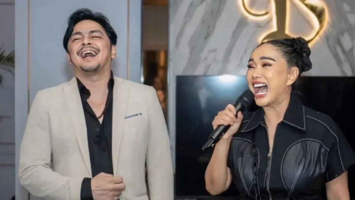 Titi DJ dan Thomas Djorghi tertawa lepas, akui kedekatan yang tulus.