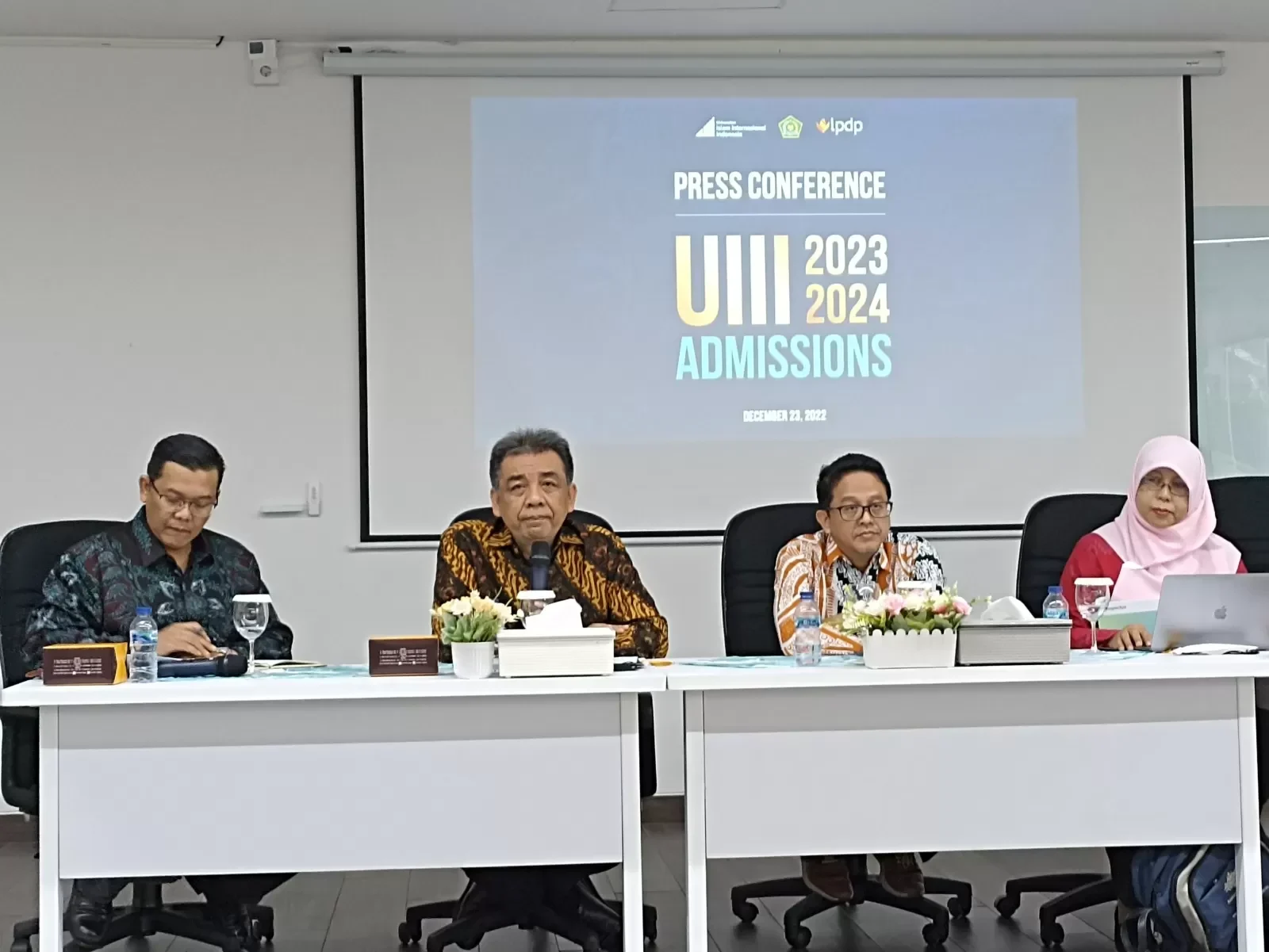 uiii depok mendunia kampus ini jadi magnet mahasiswa dari 45 negara bikin indonesia bangga portal berita terbaru