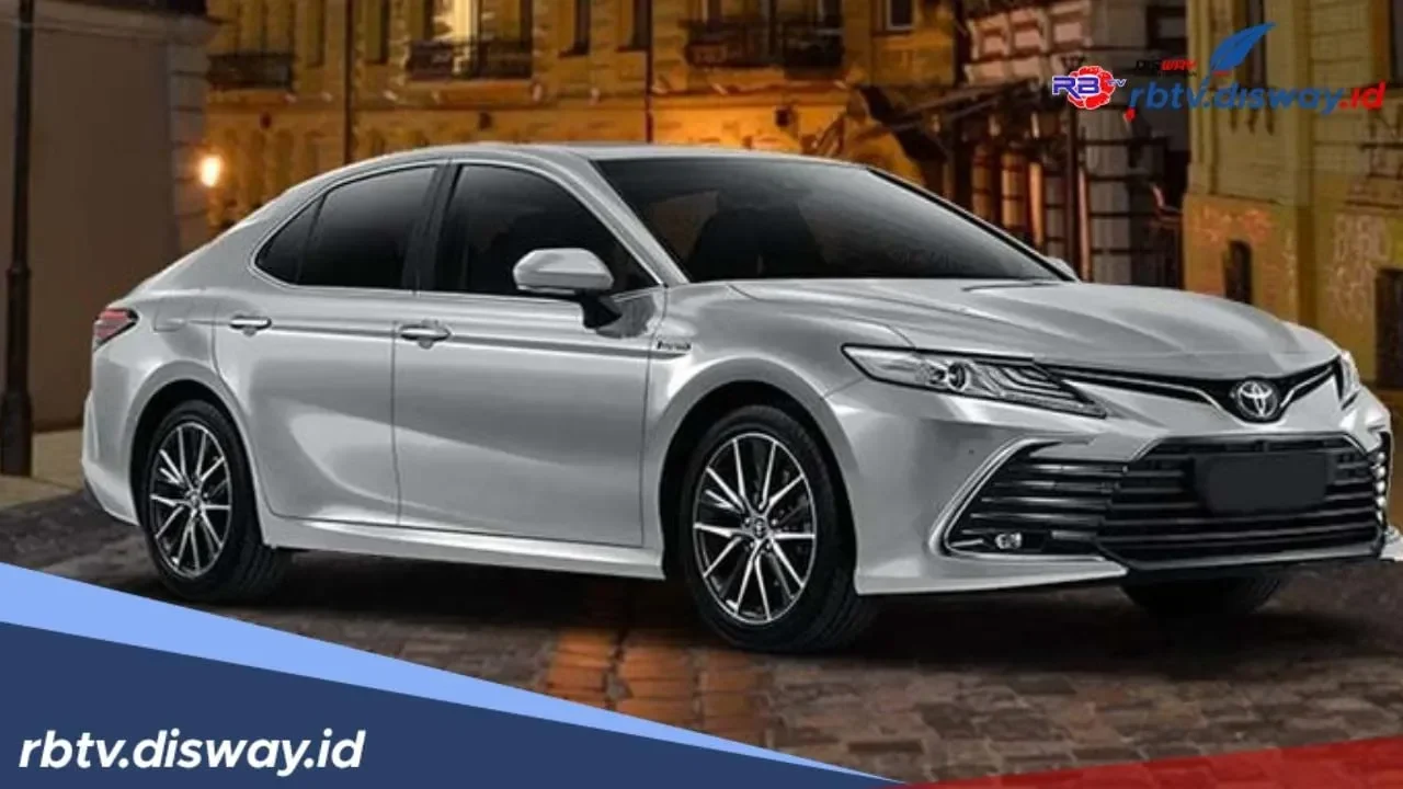 akhirnya new toyota camry 2 5 v bensin resmi mengaspal fitur mewah harga bikin penasaran portal berita terbaru