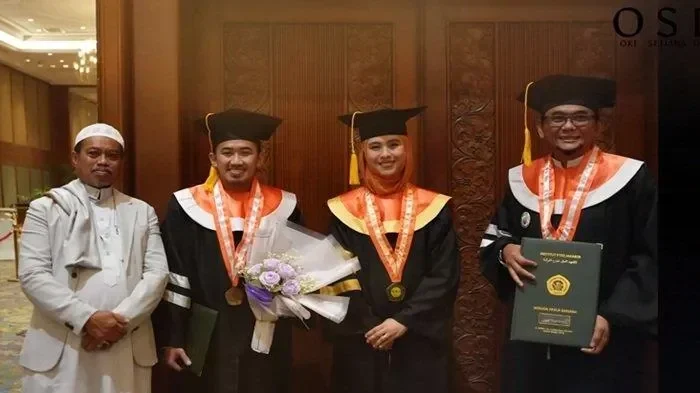 akhirnya terungkap ahmad sahroni raih gelar doktor usai menghilang pasca penjarahan portal berita terbaru