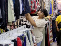 Ancaman Serius! Menteri Keuangan Purbaya Yudhi Sadewa Siapkan Aturan ‘Neraka’ untuk Impor Pakaian Bekas Ilegal, Blacklist dan Denda Menanti!