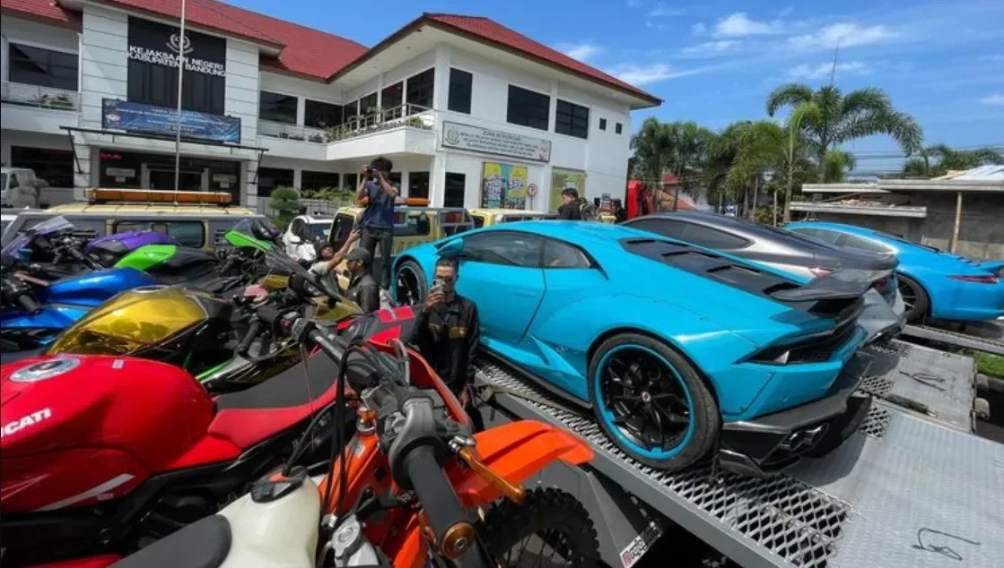 aset sultan doni salmanan dilelang lamborghini hingga ducati dijual mulai rp69 juta siapa berani ikut portal berita terbaru