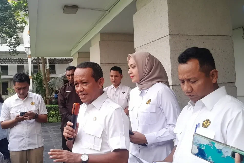 bahlil lahadalia sikat 190 izin tambang terkuak alasan mengejutkan di baliknya portal berita terbaru