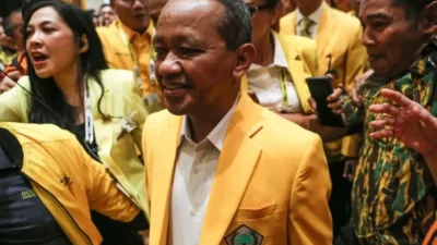 Bahlil Lahadalia 'Turun Tangan': Minta Kader Golkar Stop Laporkan Akun Meme, Sinyal Damai di Tengah Riuhnya Politik? 8 bahlil lahadalia turun tangan minta kader golkar stop laporkan akun meme sinyal damai di tengah riuhnya politik portal berita terbaru