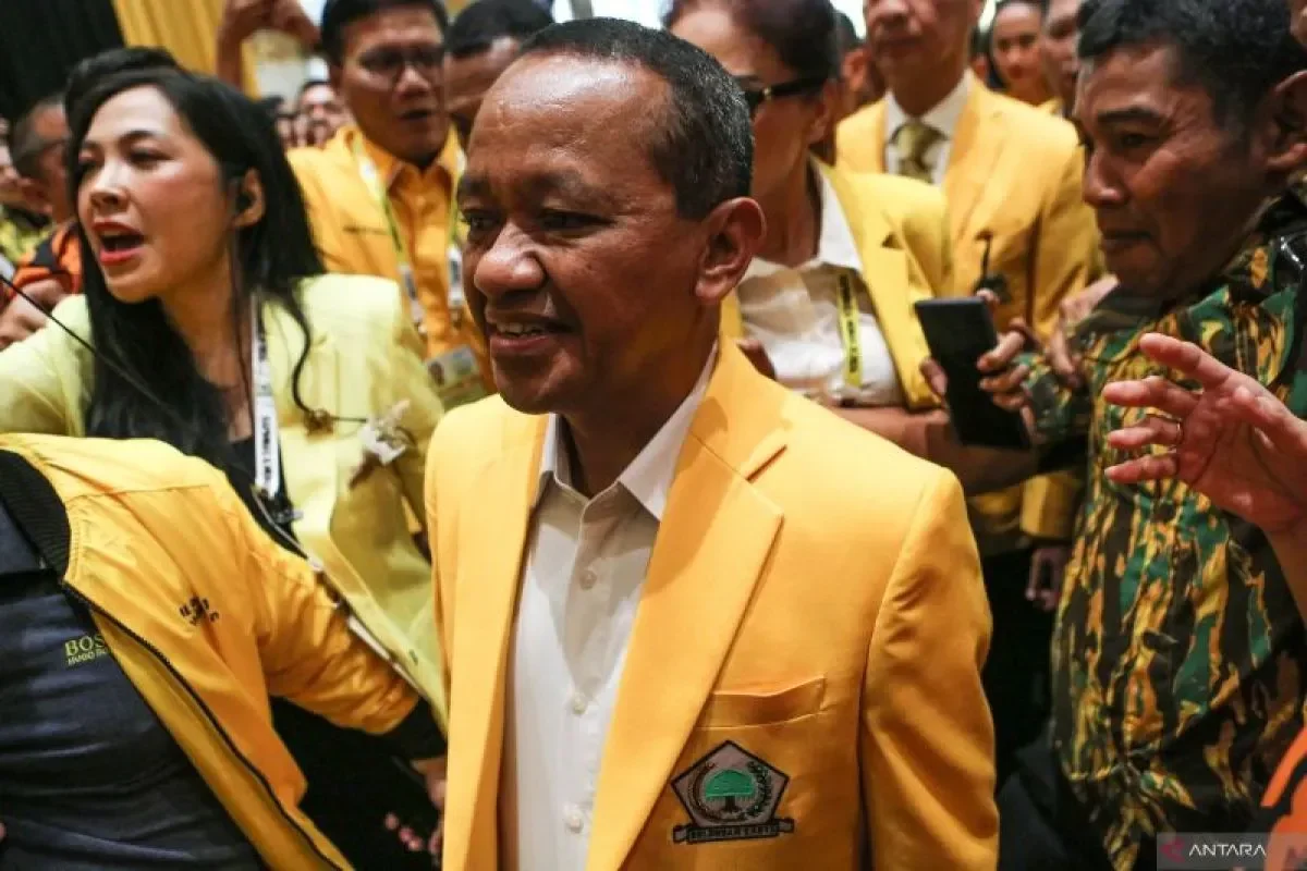 Bahlil Lahadalia 'Turun Tangan': Minta Kader Golkar Stop Laporkan Akun Meme, Sinyal Damai di Tengah Riuhnya Politik? 1 bahlil lahadalia turun tangan minta kader golkar stop laporkan akun meme sinyal damai di tengah riuhnya politik portal berita terbaru