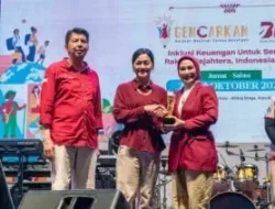 Bank bjb Bikin Gebrakan di BIK 2025: Sabet Penghargaan dan Perluas Akses Keuangan di Bandung-Surabaya!