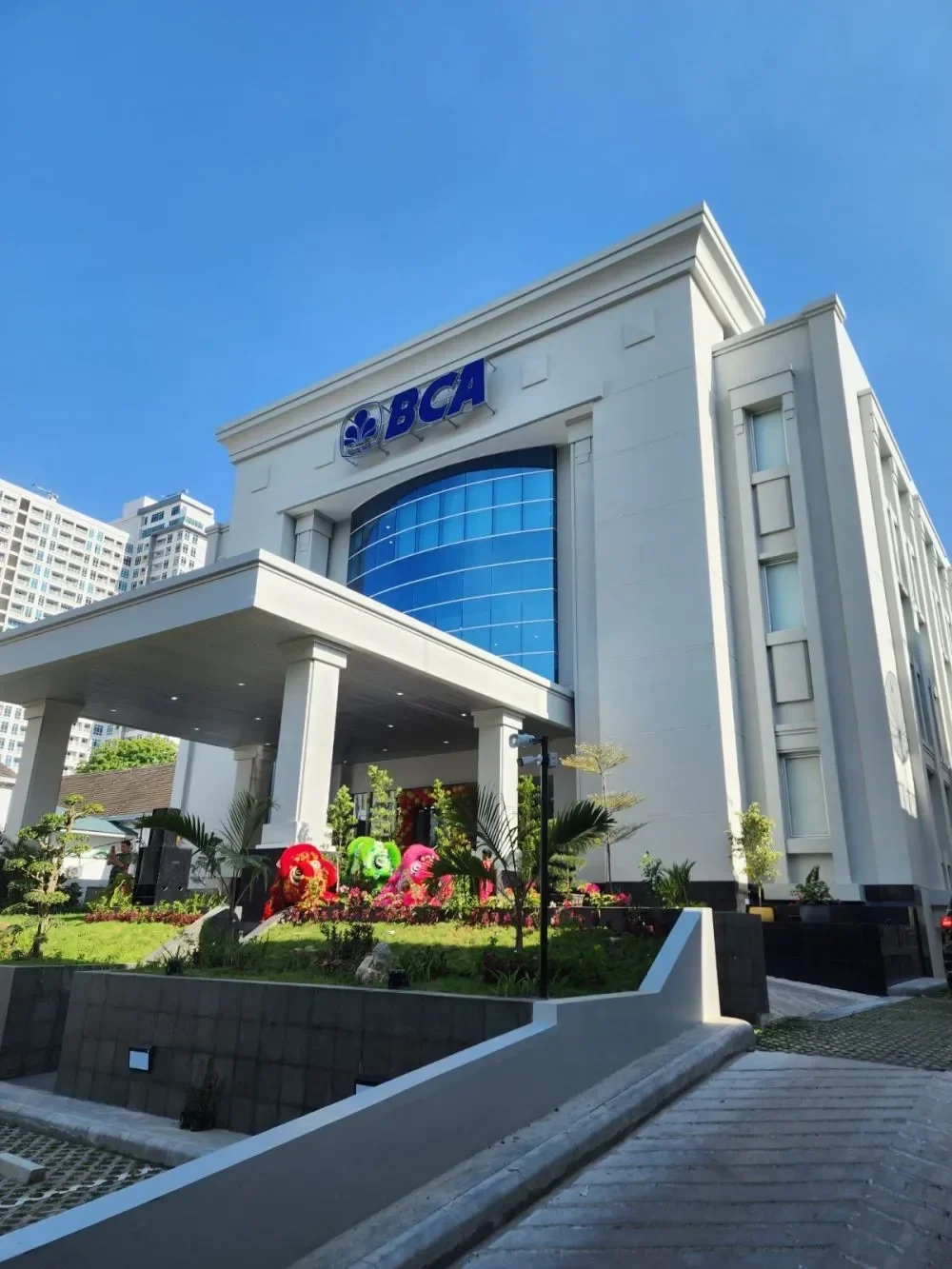 bca gegerkan dunia borong 3 penghargaan internasional sekaligus jadi bank paling dipercaya dan terkuat portal berita terbaru