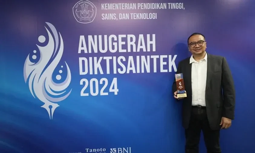 bikin bangga dosen cyber university ini resmi jadi pendidik profesional siap cetak talenta digital kelas dunia portal berita terbaru