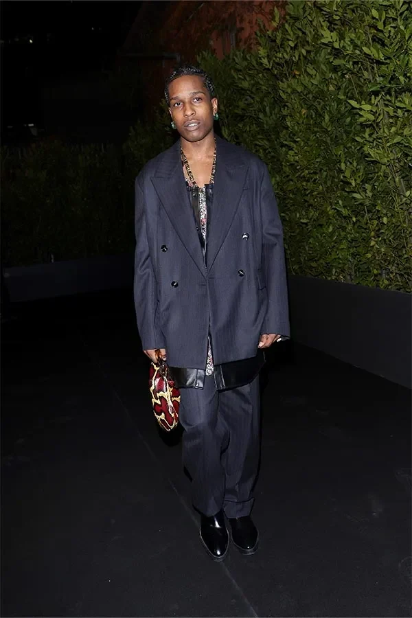 bikin geger debut matthieu blazy di chanel jadi babak baru dunia mode intip detailnya portal berita terbaru