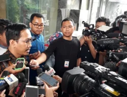 Bikin Geger! Indosat dan XLSmart Mundur dari Lelang Frekuensi 1.4 GHz, Siapa yang Bertahan Demi Internet 100Mbps?