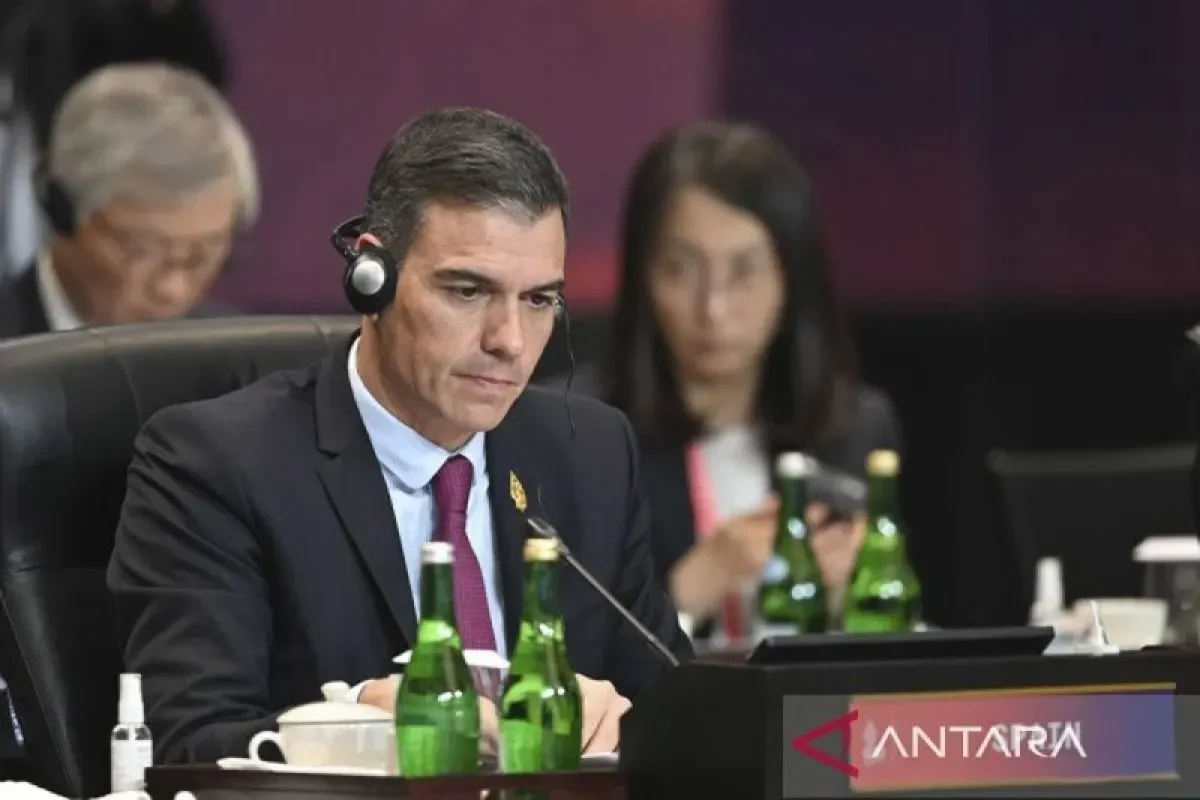 bikin geger trump desak spanyol dikeluarkan dari nato apa yang sebenarnya terjadi portal berita terbaru