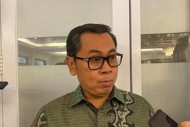 bikin kaget usman hamid petugas pajak nyerah tarik dana dari sultan ini ancaman ketimpangan ekonomi portal berita terbaru