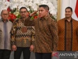 Bocor! Isi Rapat Krusial Seskab dan Mensesneg di DPR: Nasib APBN 2025 dan Keamanan Nasional Jadi Taruhan?