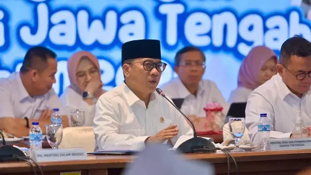 bukan kaleng kaleng ini 3 menteri kabinet merah putih paling moncer versi survei spin portal berita terbaru