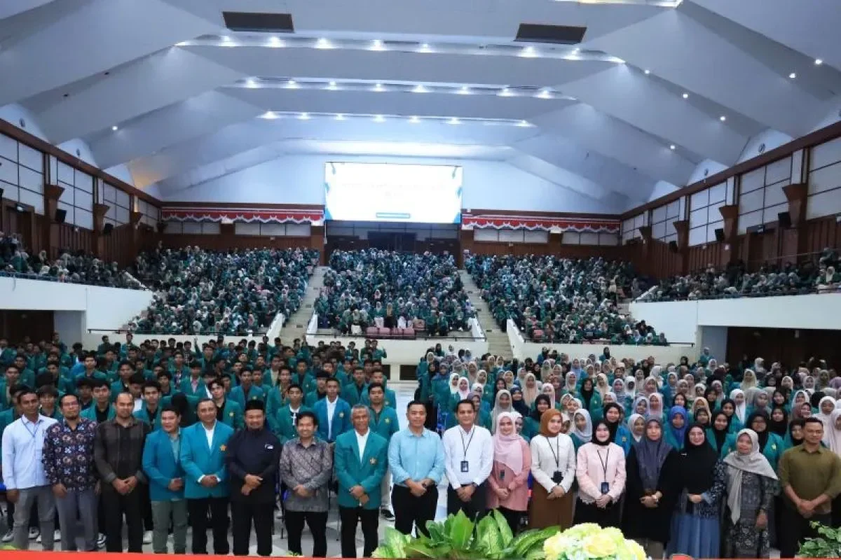 bukan kaleng kaleng nyaris 900 ribu mahasiswa indonesia serbu pendidikan vokasi siap guncang dunia kerja portal berita terbaru