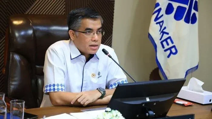 bukan sekadar janji menaker yassierli beberkan solusi nyata atasi masalah ketenagakerjaan nasional portal berita terbaru