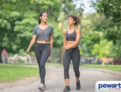 Bukan Sulap! Ini Durasi Jalan Kaki Ideal buat Hempas Perut Buncitmu