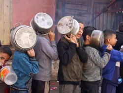 Cahaya Harapan di Tengah Puing: 300 Ribu Anak Gaza Akhirnya Kembali Bersekolah Setelah 2 Tahun Menderita