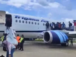 Detik-Detik Horor: Pesawat Air New Zealand Disambar Petir, Penumpang Histeris Lihat Bola Api!