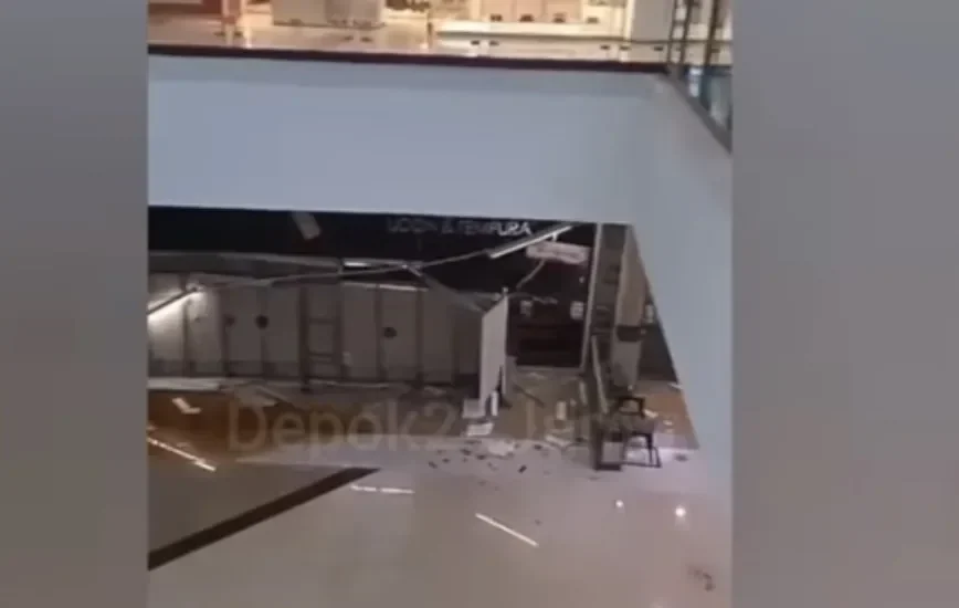 detik detik mencekam apartemen 20 lantai di new york tiba tiba roboh ledakan misterius guncang portal berita terbaru