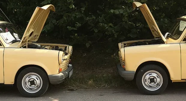 dicap mobil terburuk trabant kini jadi harta karun di jerman kok bisa portal berita terbaru