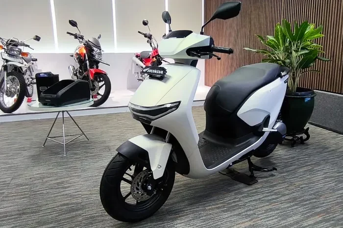 diskon motor listrik honda anjlok drastis dari puluhan juta kini cuma sisa segini portal berita terbaru